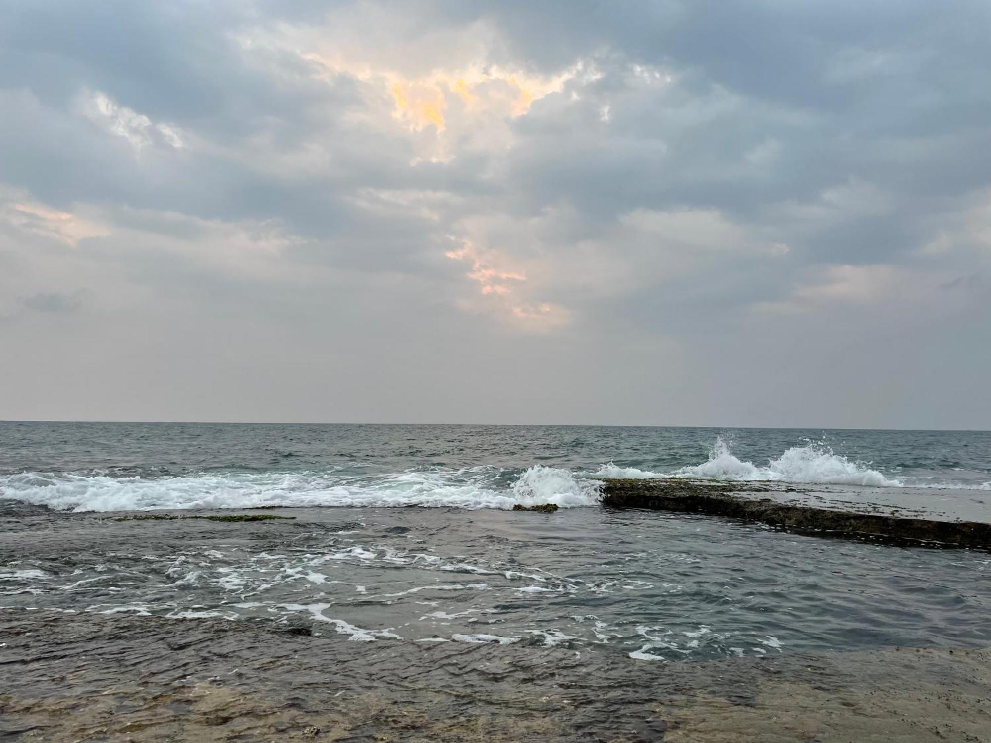 Negombo Morawala Beach Villa Eksteriør bilde